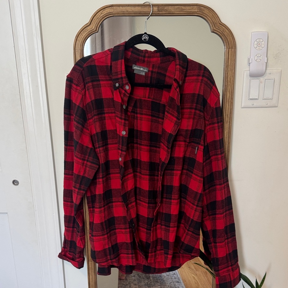 Eddie Bauer Red and Black Plaid Women's Button Down plaid flannel Shirt